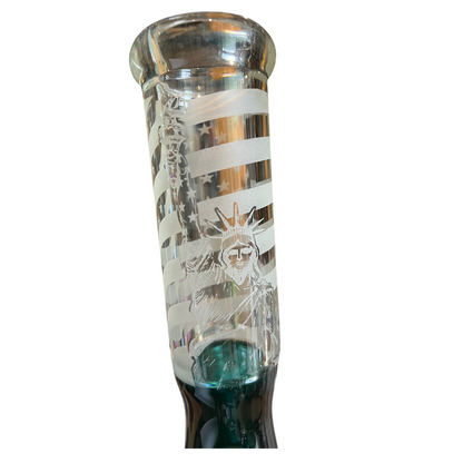 Bong socha svobody 38 cm NS14