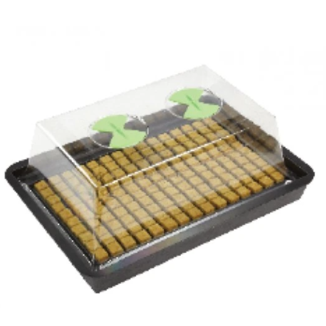 Skleník 56x36x21 plast